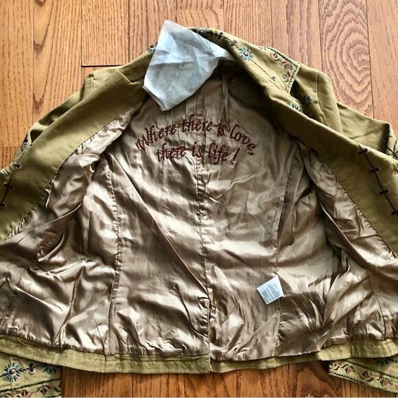 David Bitton Buffalo RARE Embroidered Collar V-neck  Tan Jacket Women’s Size S - Picture 10 of 16